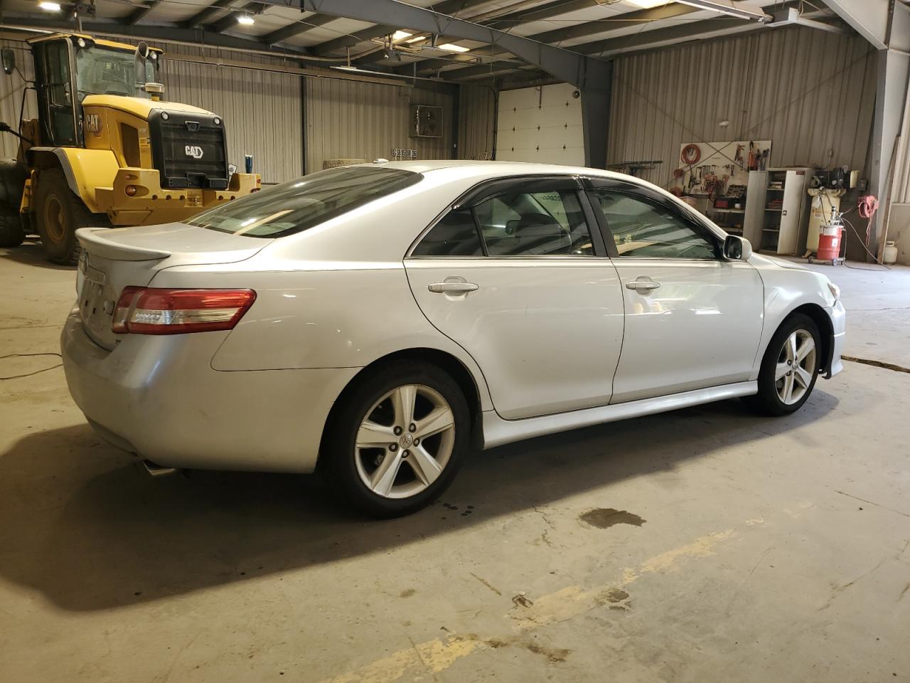 2011 Toyota Camry - Image 3