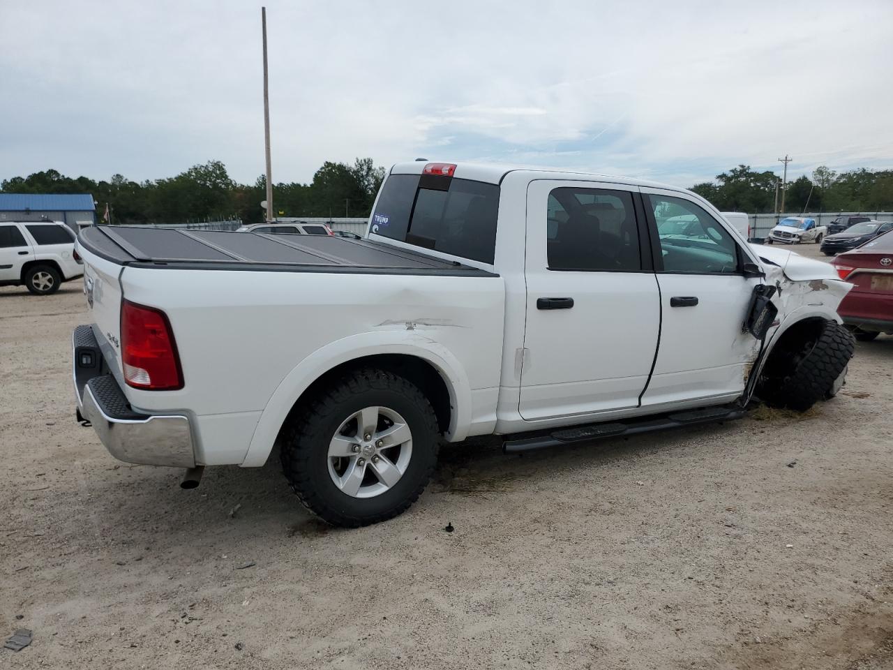 2017 RAM 1500 - Image 3
