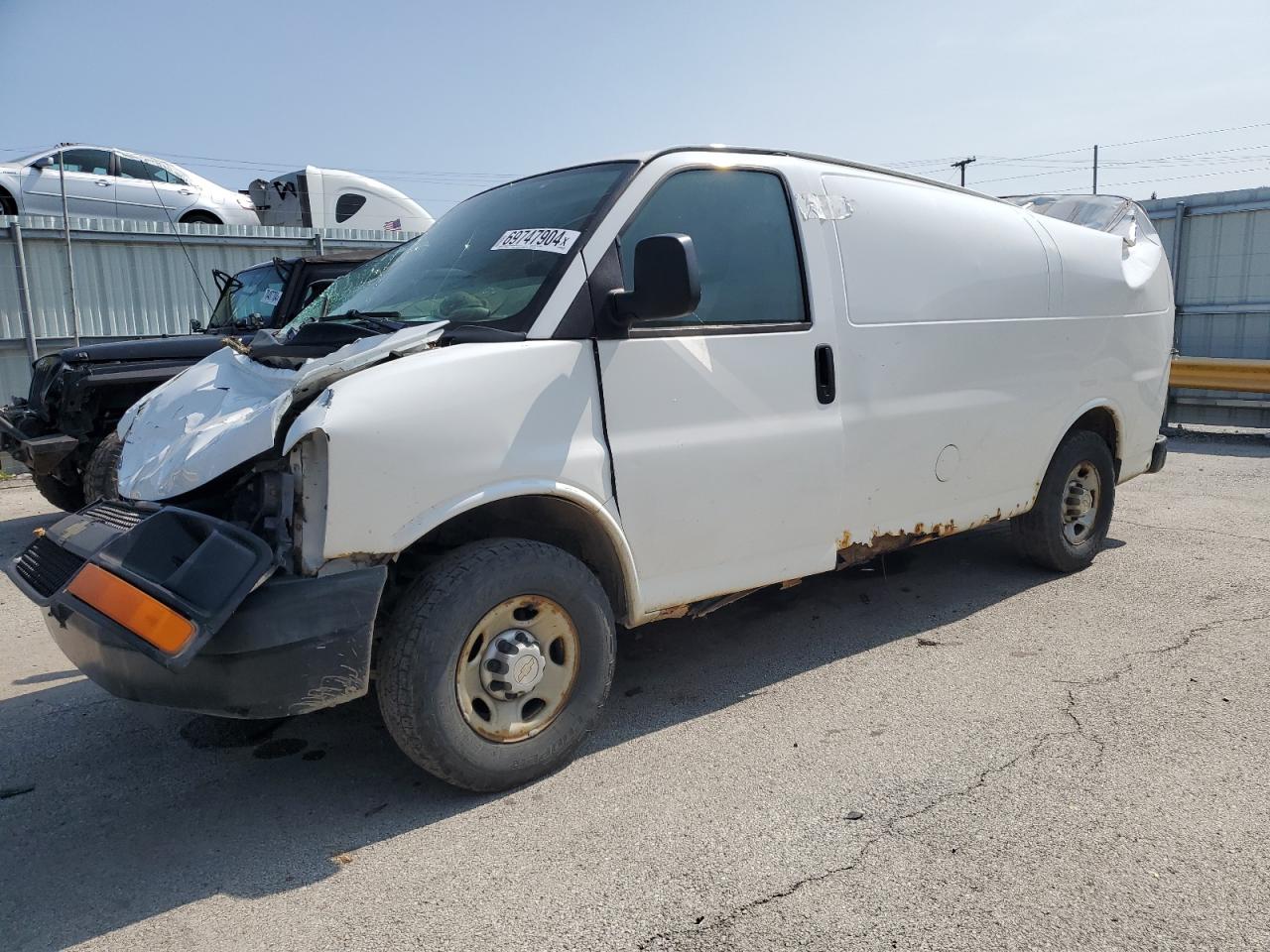 2009 Chevrolet Express - Image 1
