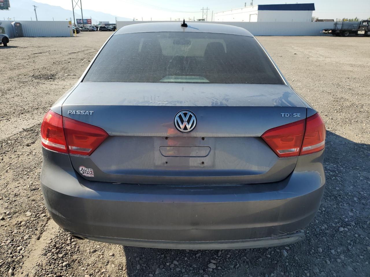 1VWBN7A39CC057373 2012 Volkswagen Passat Se