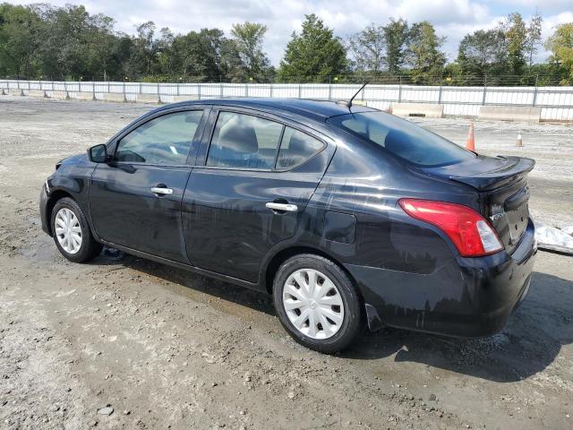  NISSAN VERSA 2015 Чорний