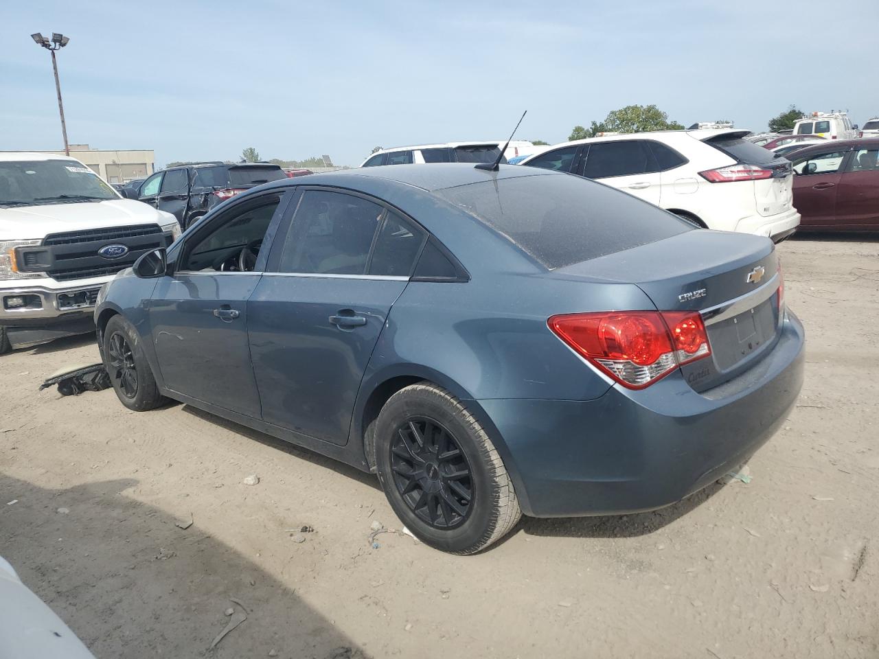 2012 Chevrolet Cruze - Image 2