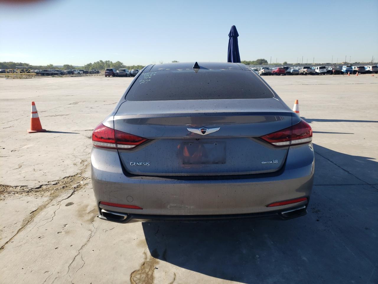 2015 Hyundai Genesis 3.8L VIN: KMHGN4JE3FU061244 Lot: 70464934