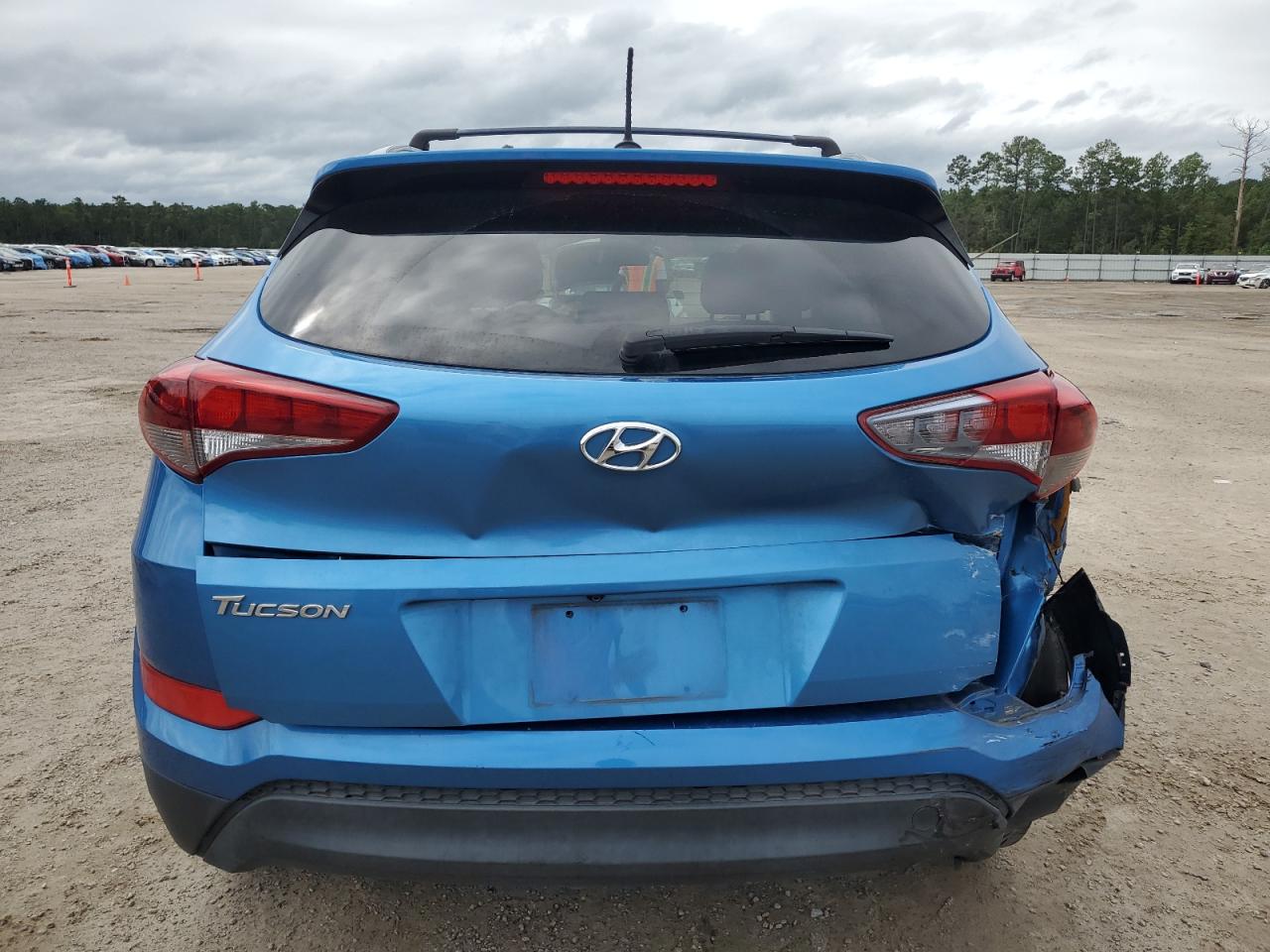 KM8J33A42HU498233 2017 Hyundai Tucson Limited