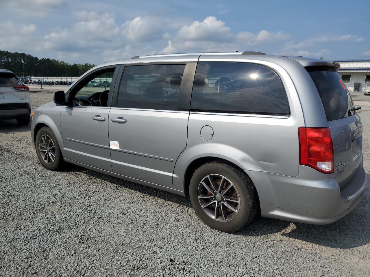 2C4RDGCG1HR697113 2017 Dodge Grand Caravan Sxt