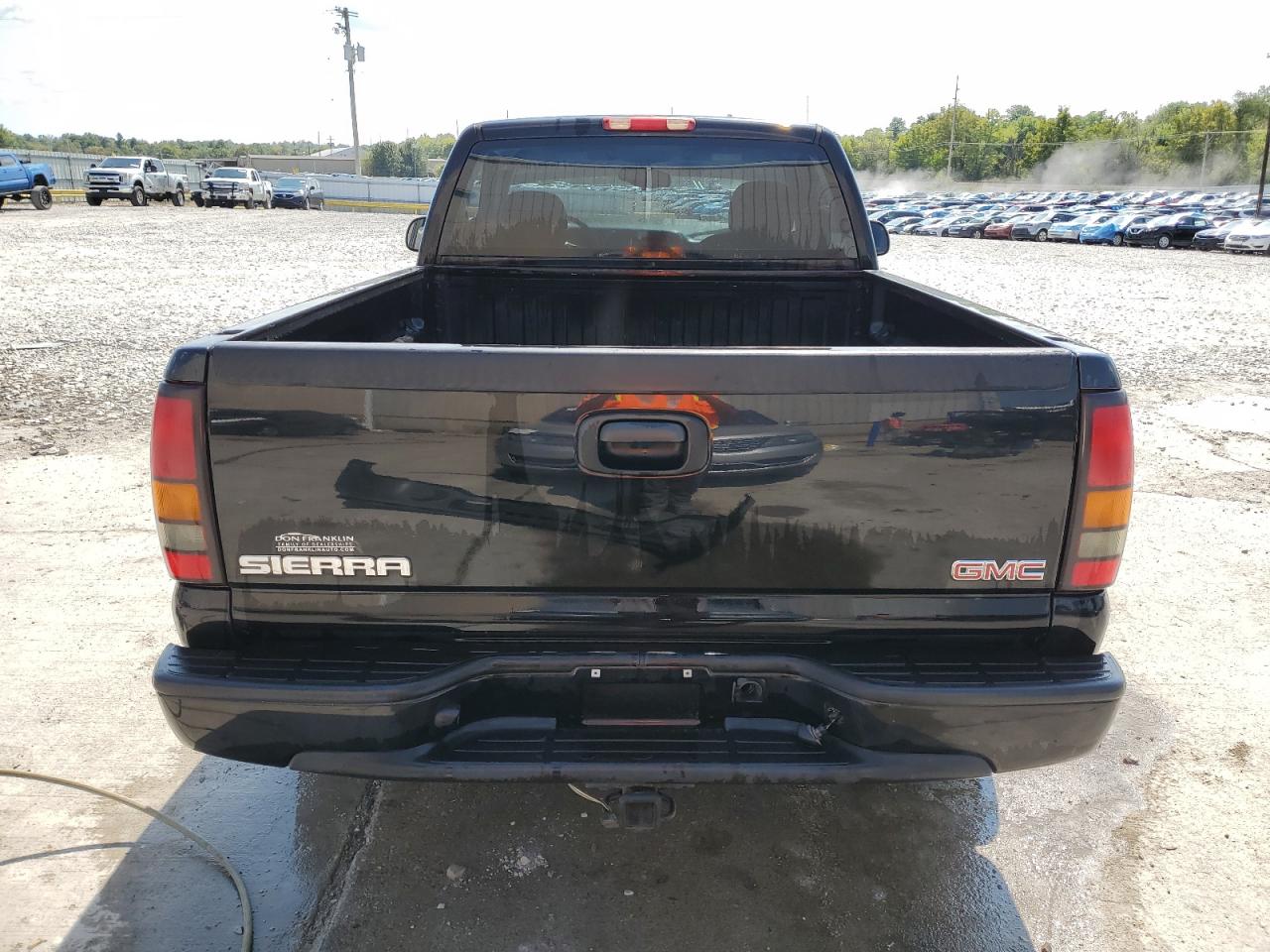 2007 GMC New Sierra C1500 Classic VIN: 3GTEC14X37G195916 Lot: 71444784