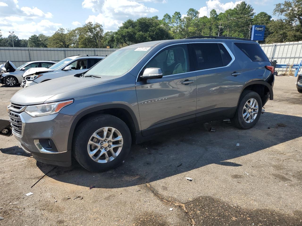 2020 Chevrolet Traverse - Image 1