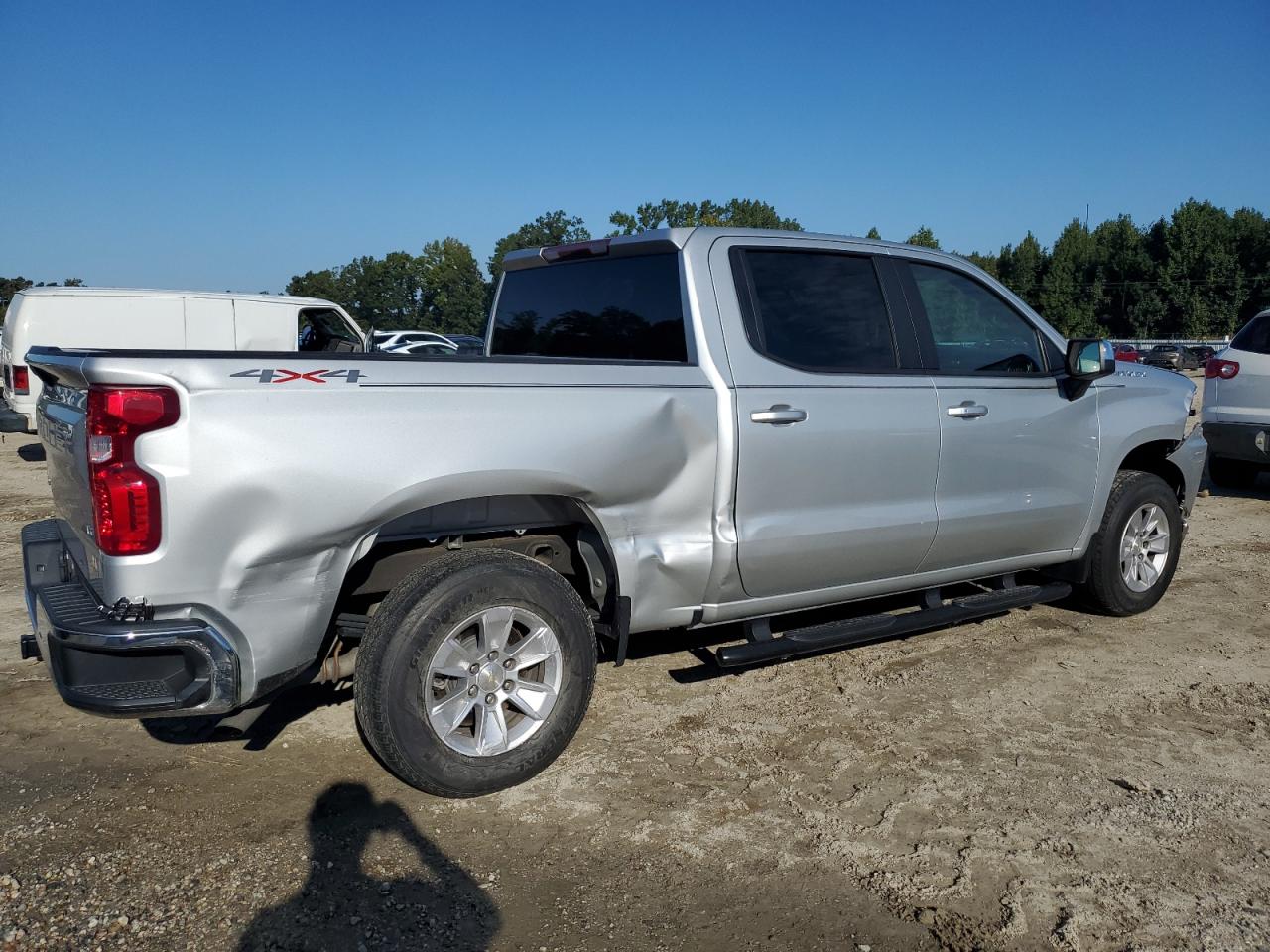 2020 Chevrolet Silverado - Image 3