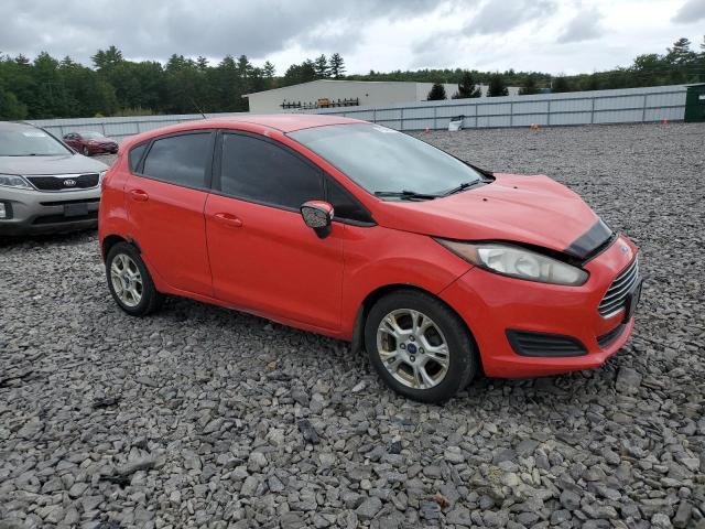  FORD FIESTA 2014 Красный