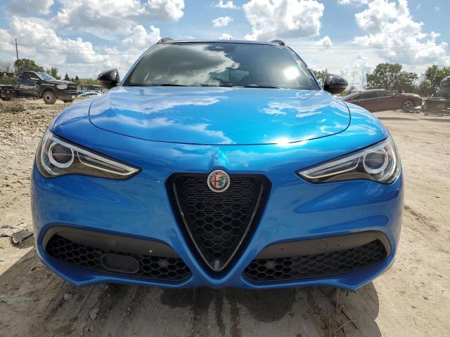 ZASPAKBN2M7D15211 Alfa Romeo Stelvio TI 5