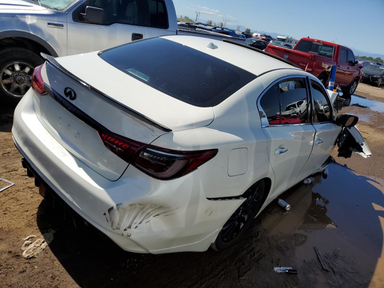 VIN JN1EV7AR3JM443706 2018 INFINITI Q50 no.3