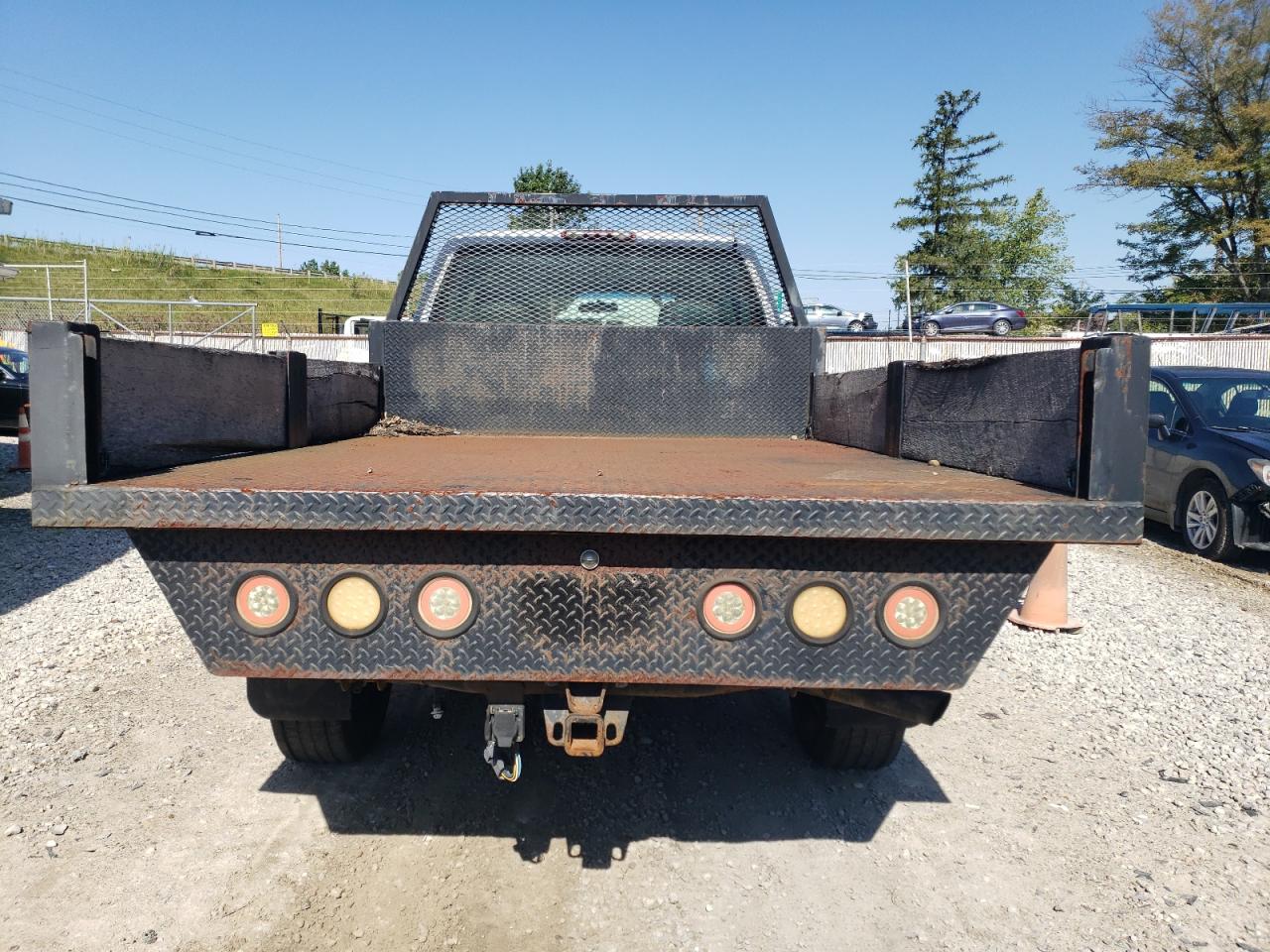 2003 Chevrolet Silverado C2500 Heavy Duty VIN: 1GCHC29143E113264 Lot: 70755404