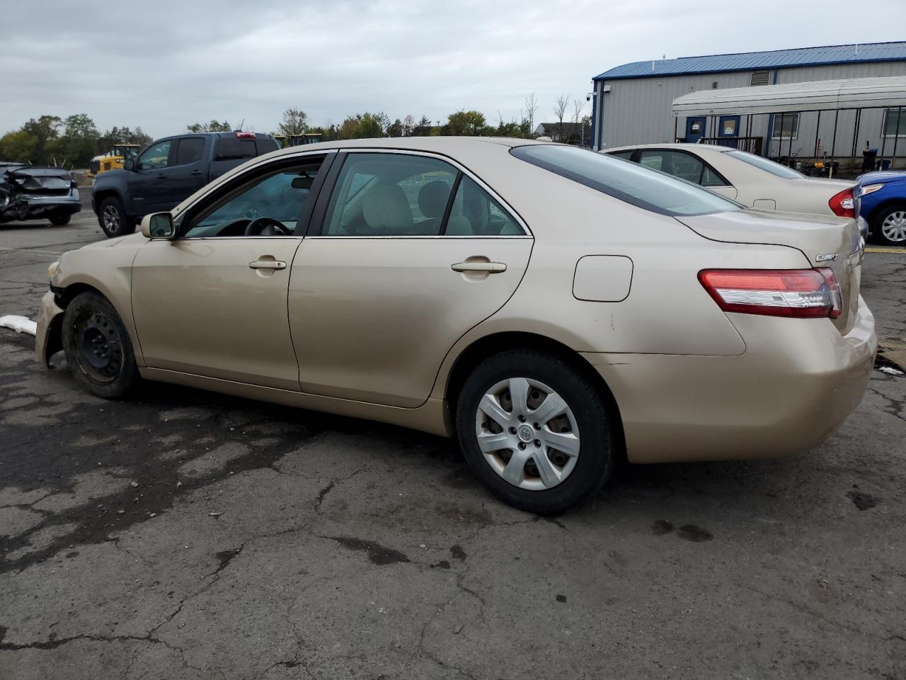 4T1BF3EKXBU117675 2011 Toyota Camry Base