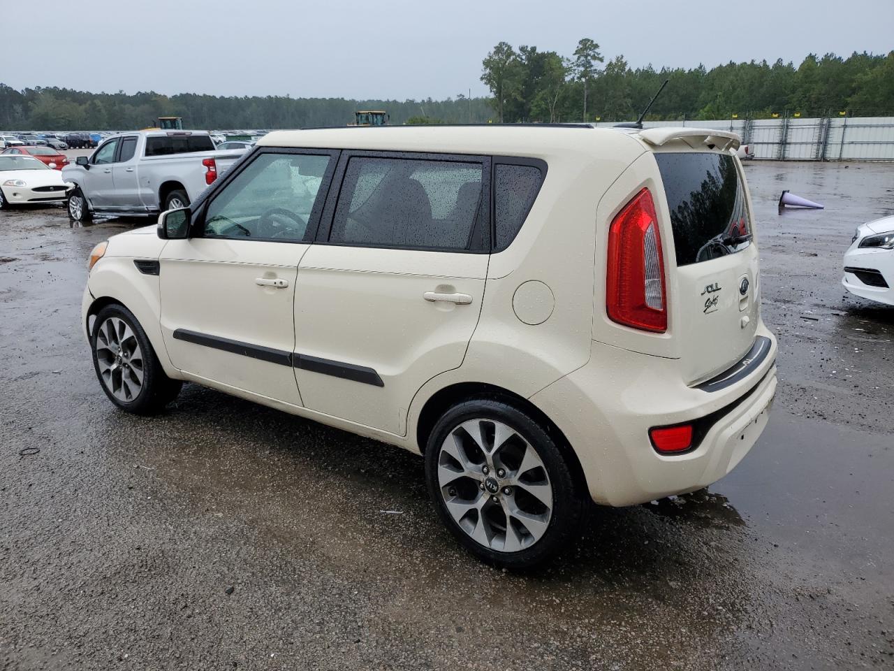2012 Kia Soul - Image 2