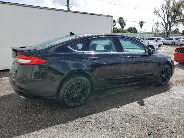  FORD FUSION 2020 Czarny