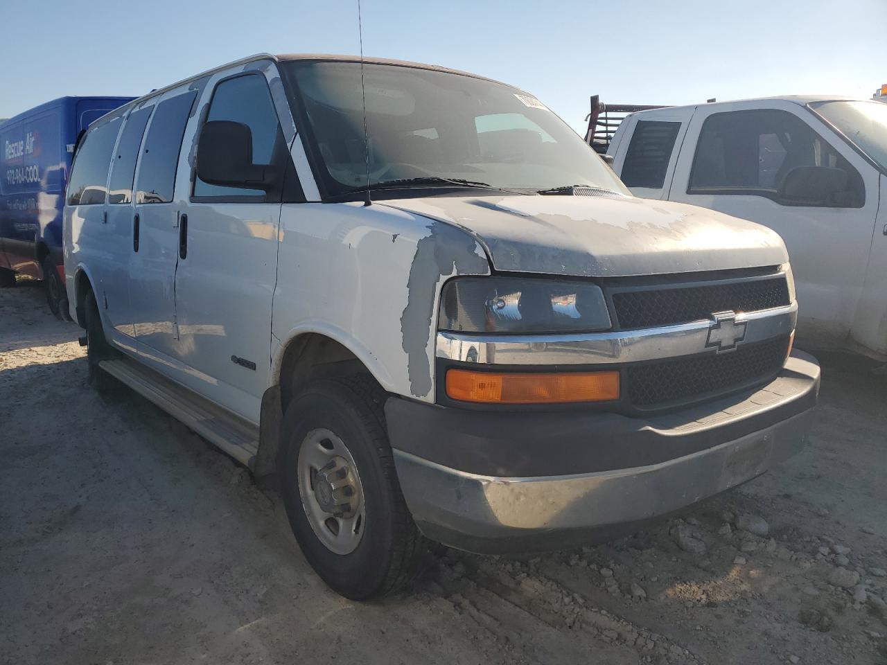 2004 Chevrolet Express G3500 VIN: 1GAHG35U841148210 Lot: 70624744