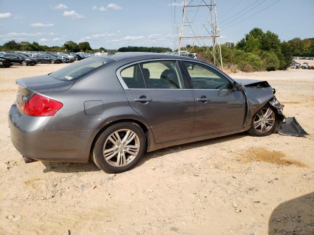  INFINITI Q40 2015 Srebrny