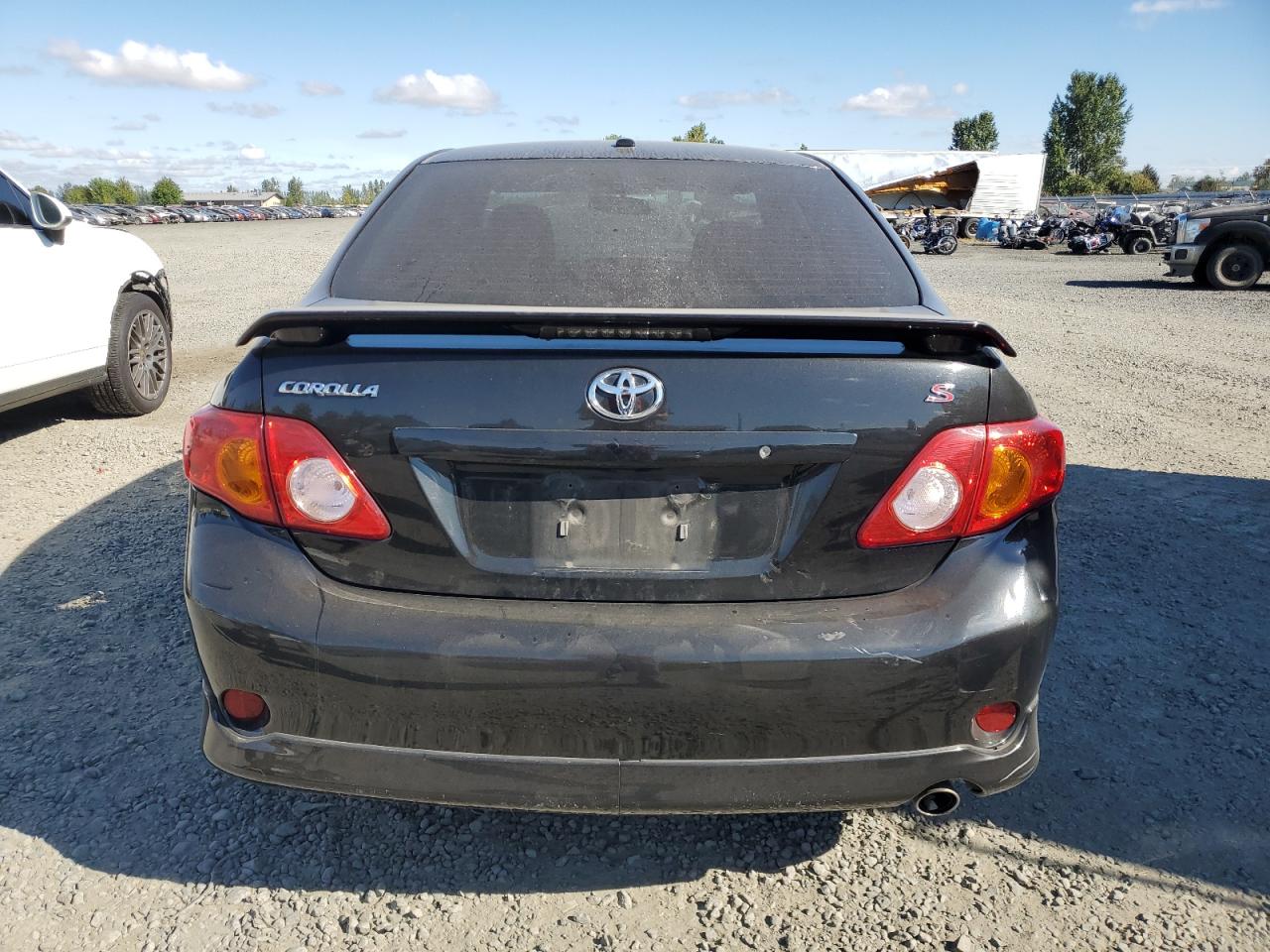 2010 Toyota Corolla Base VIN: 2T1BU4EE5AC451781 Lot: 69799674