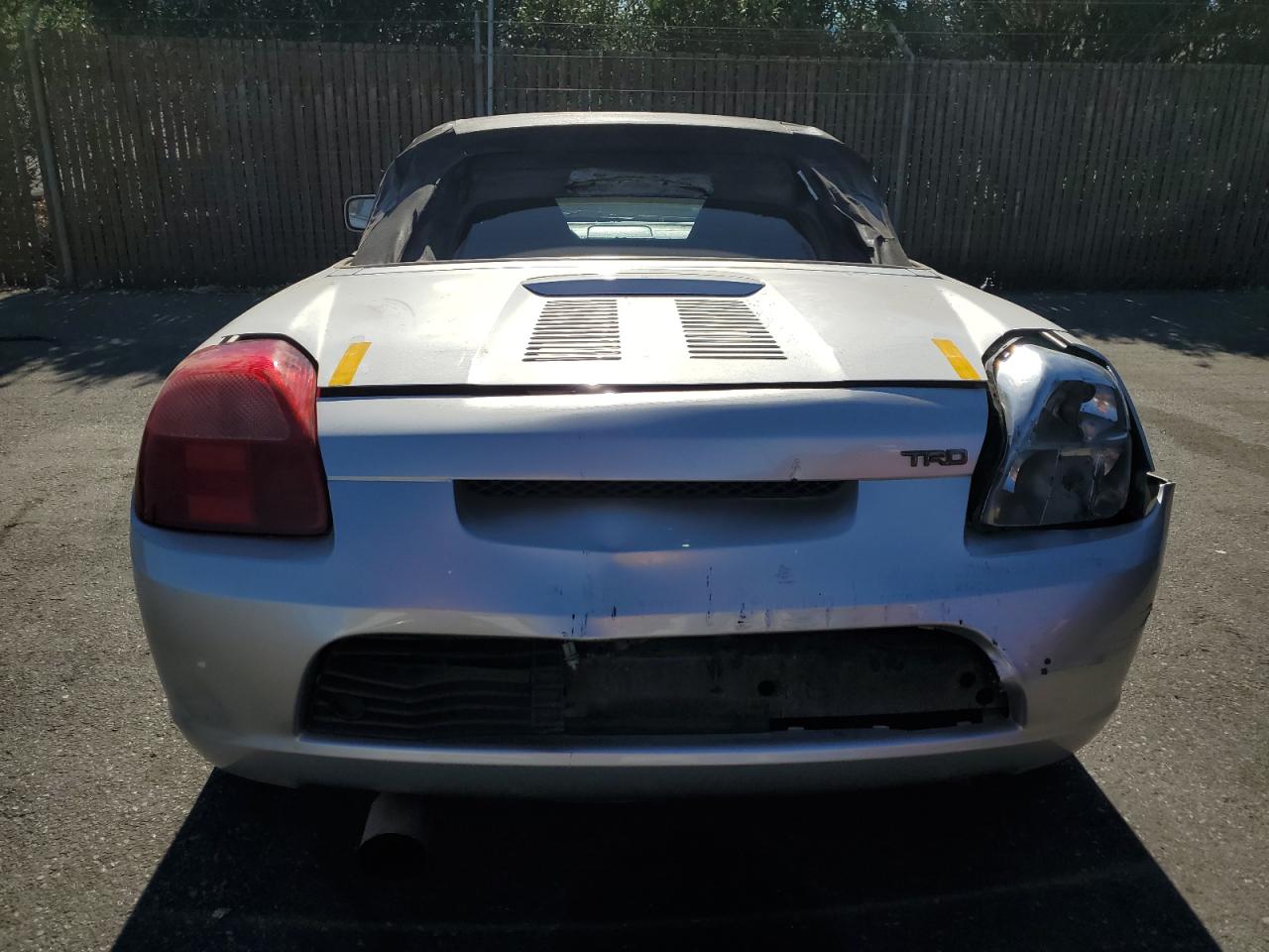 2000 Toyota Mr2 Spyder VIN: JTDFR3203Y0012749 Lot: 67755424