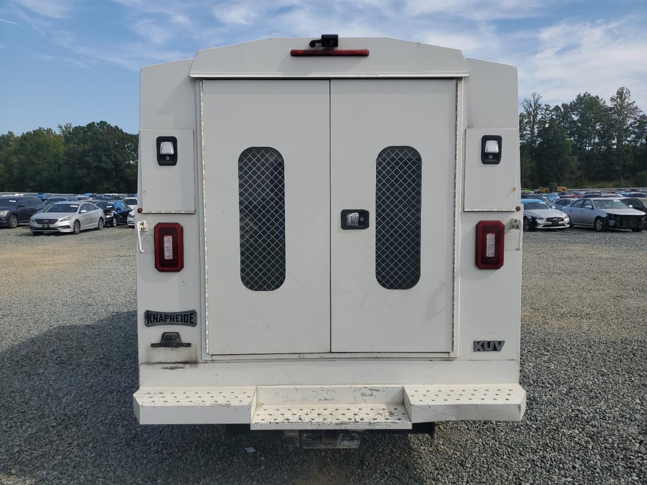 2017 Ford Econoline E350 Super Duty Cutaway Van VIN: 1FDWE3F61HDC79094 Lot: 70658084