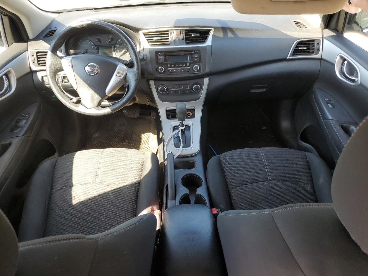 2015 Nissan Sentra - Image 8