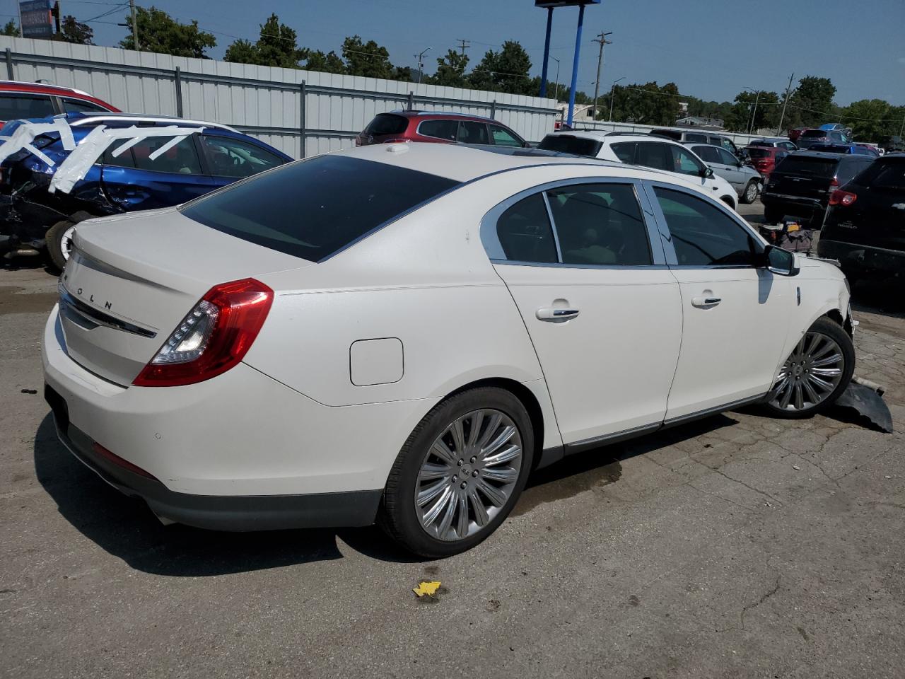 VIN 1LNHL9EK7GG602173 2016 LINCOLN MKS no.3