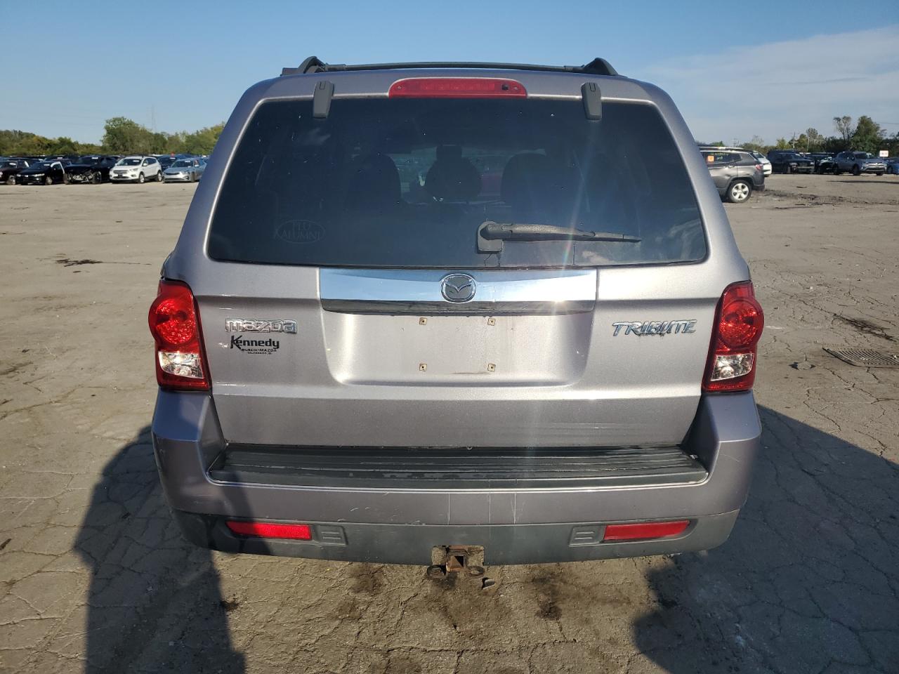 4F2CZ96188KM11010 2008 Mazda Tribute S