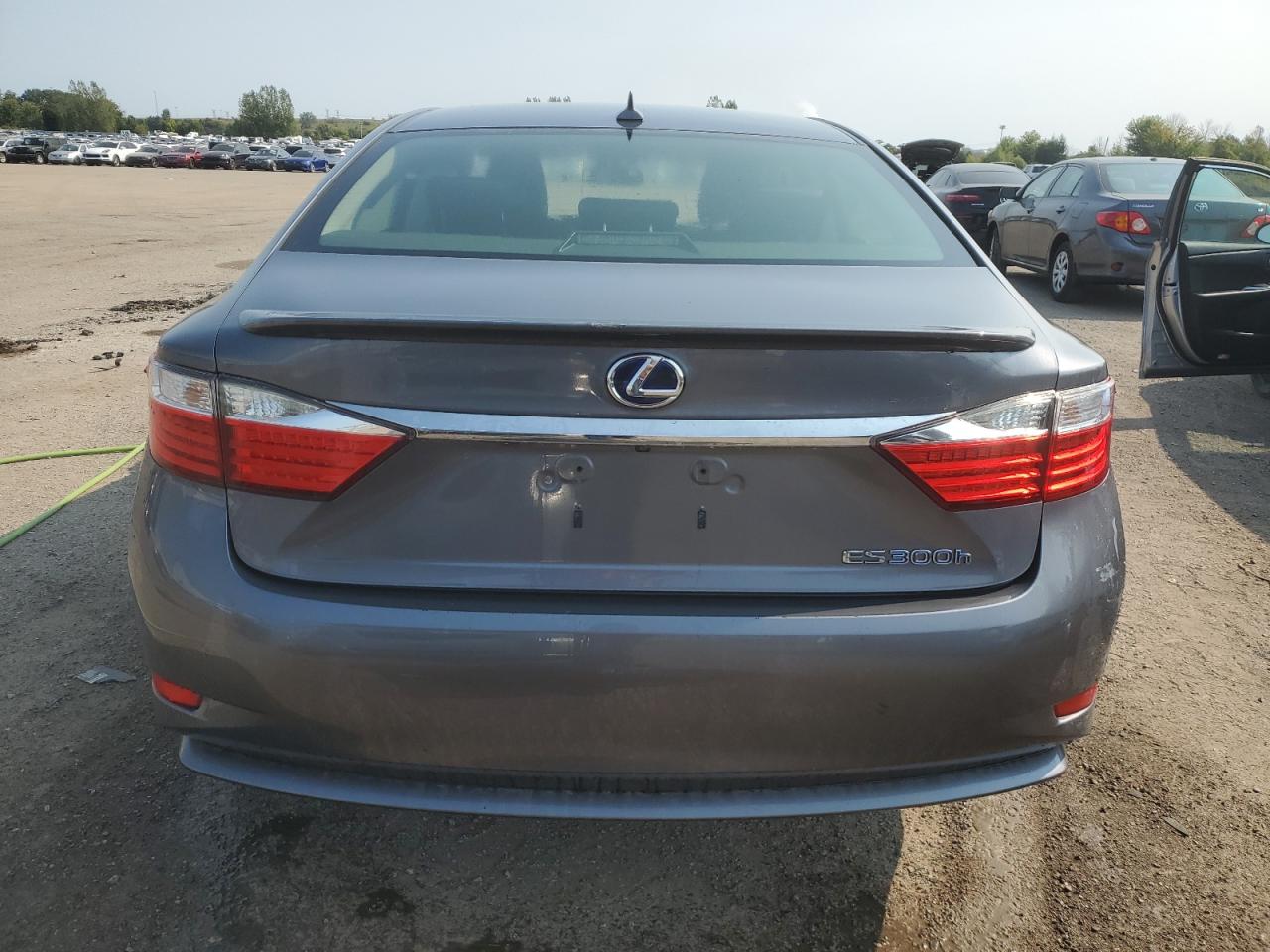 JTHBW1GG7E2065633 2014 Lexus Es 300H