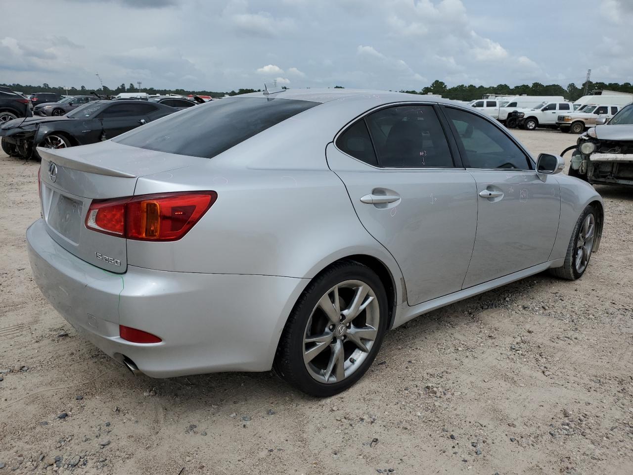 2010 Lexus IS - Image 3