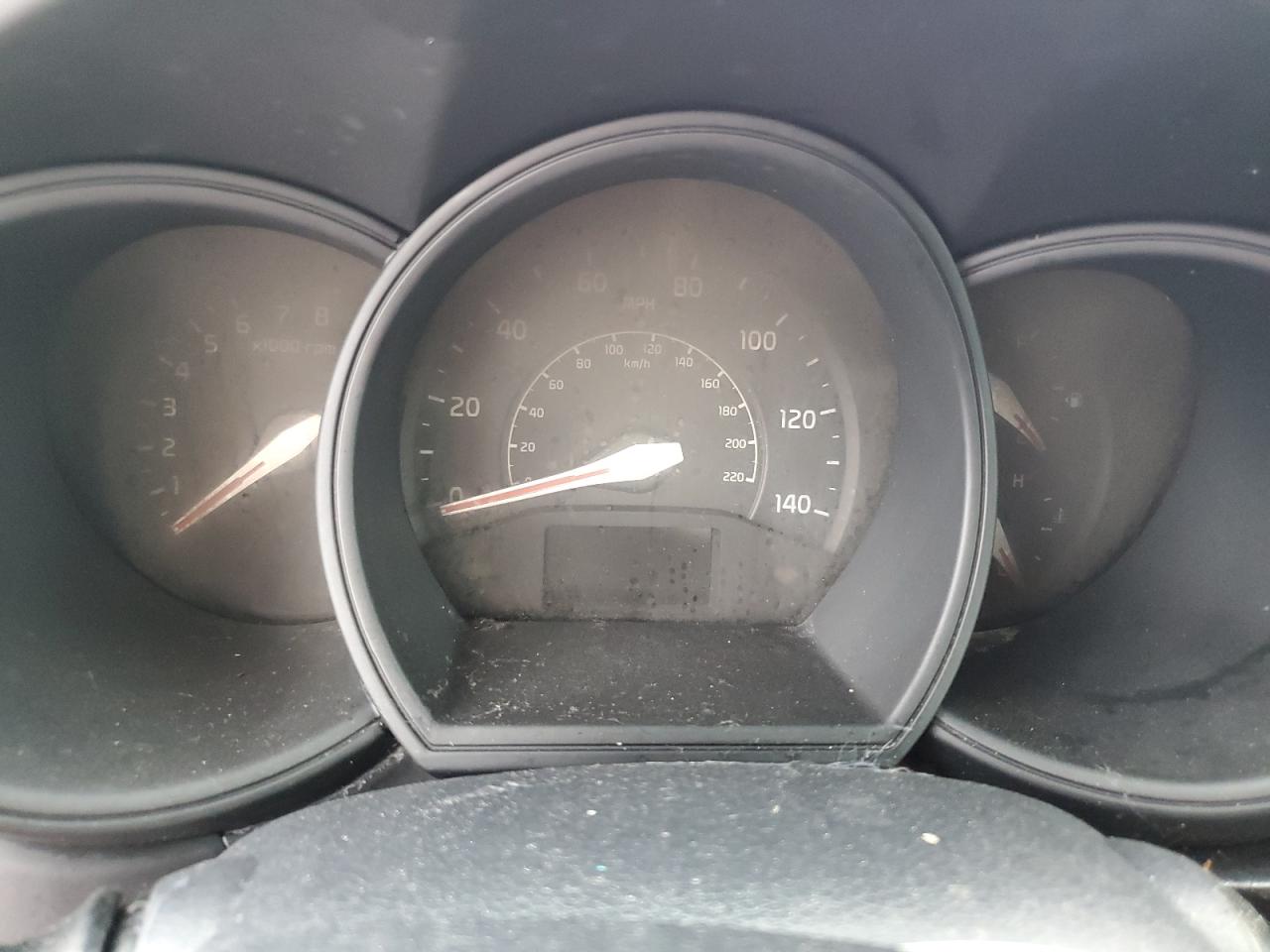 2016 Kia Rio - Image 9