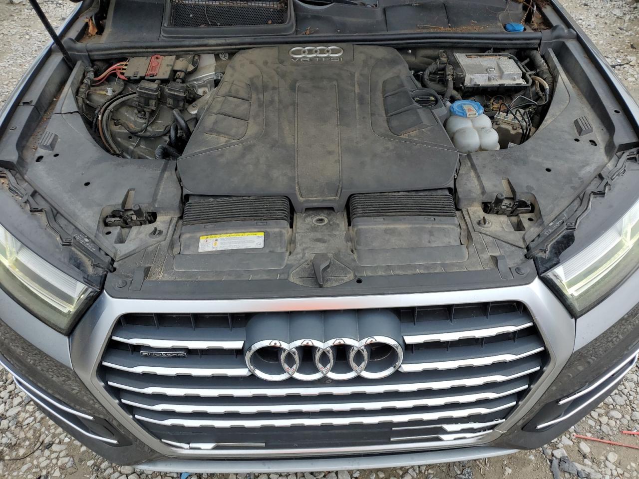 WA1LAAF79HD025806 2017 Audi Q7 Premium Plus