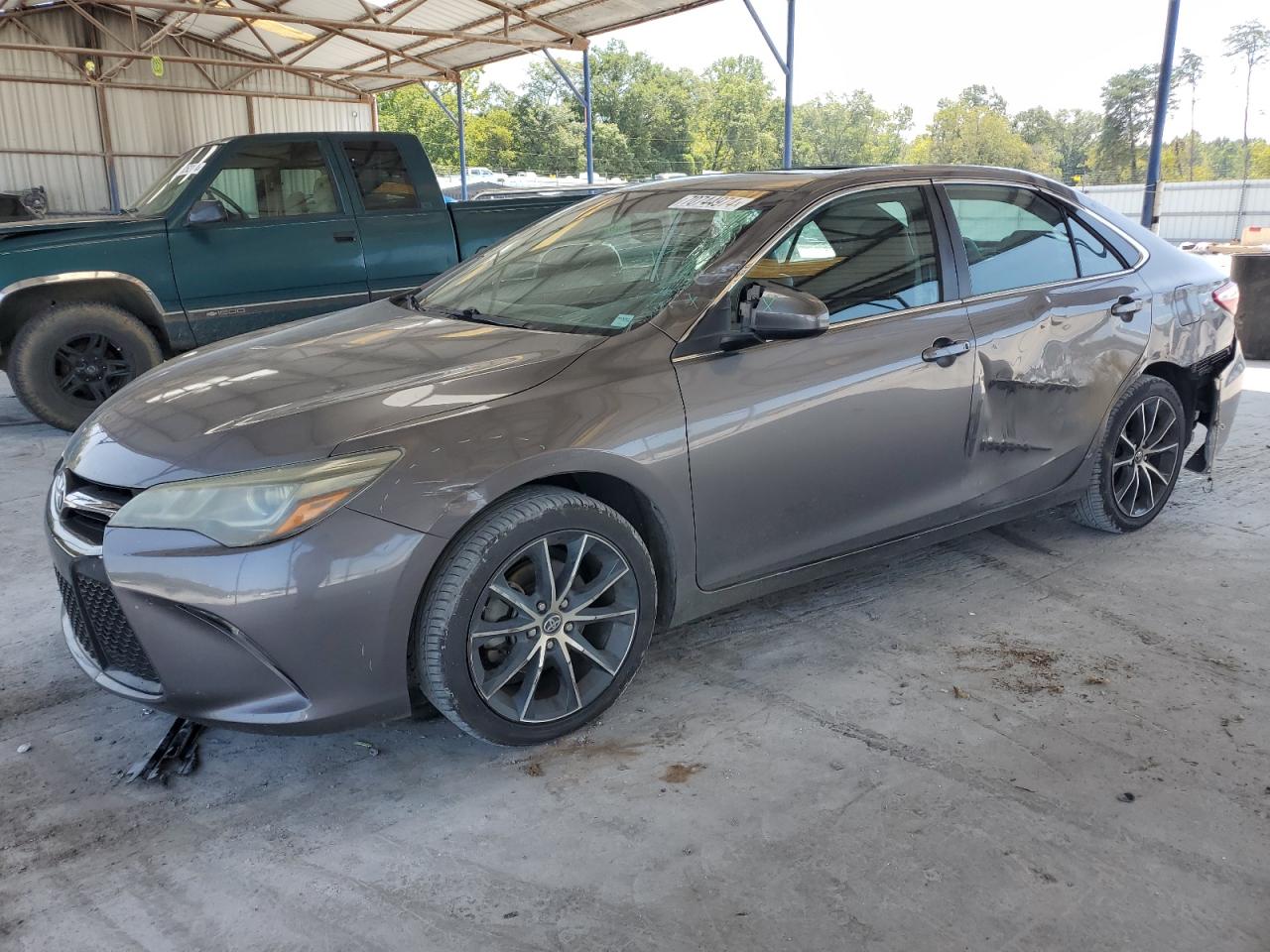 2016 TOYOTA CAMRY