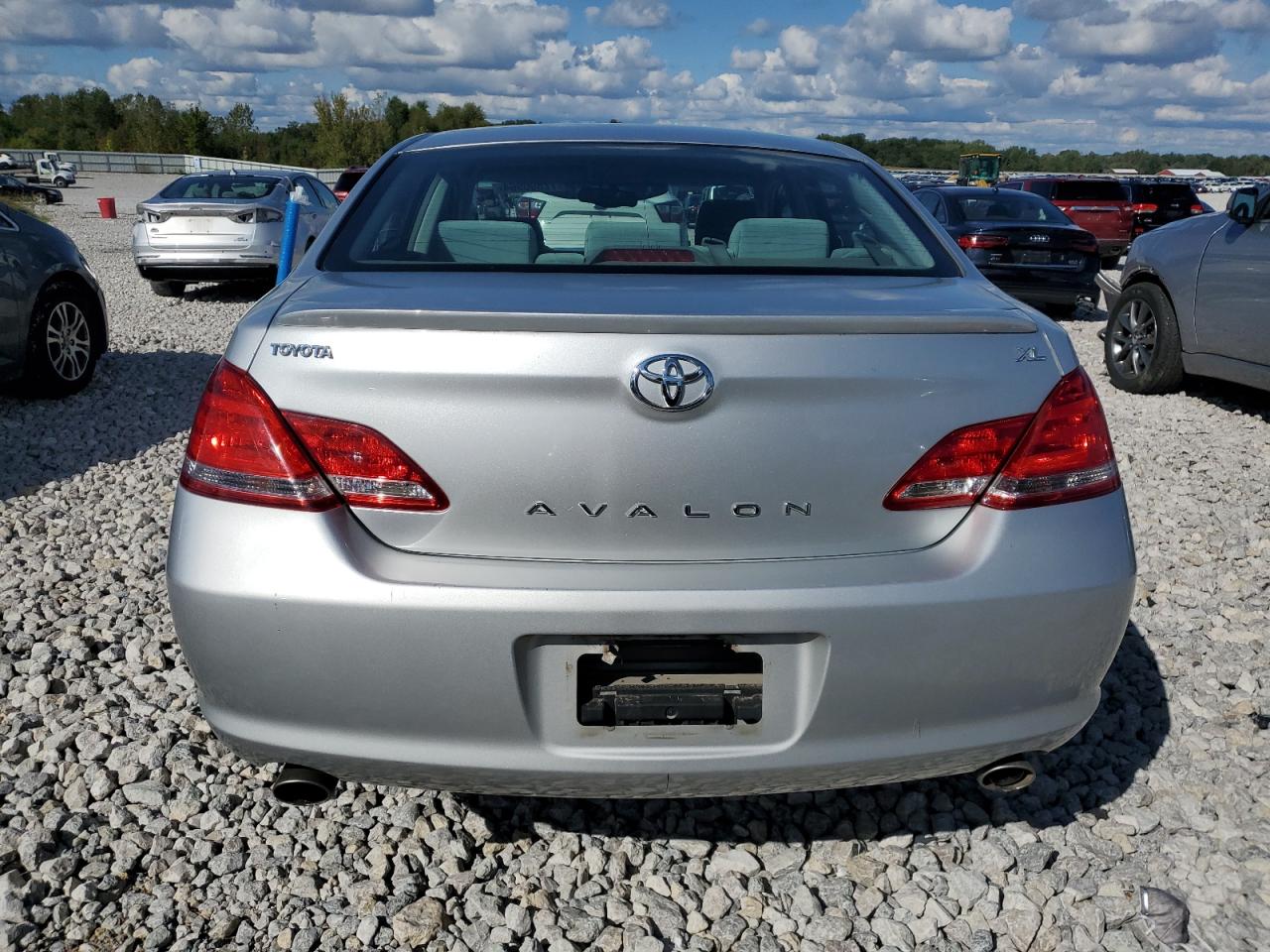 2005 Toyota Avalon Xl VIN: 4T1BK36B75U043579 Lot: 72800964