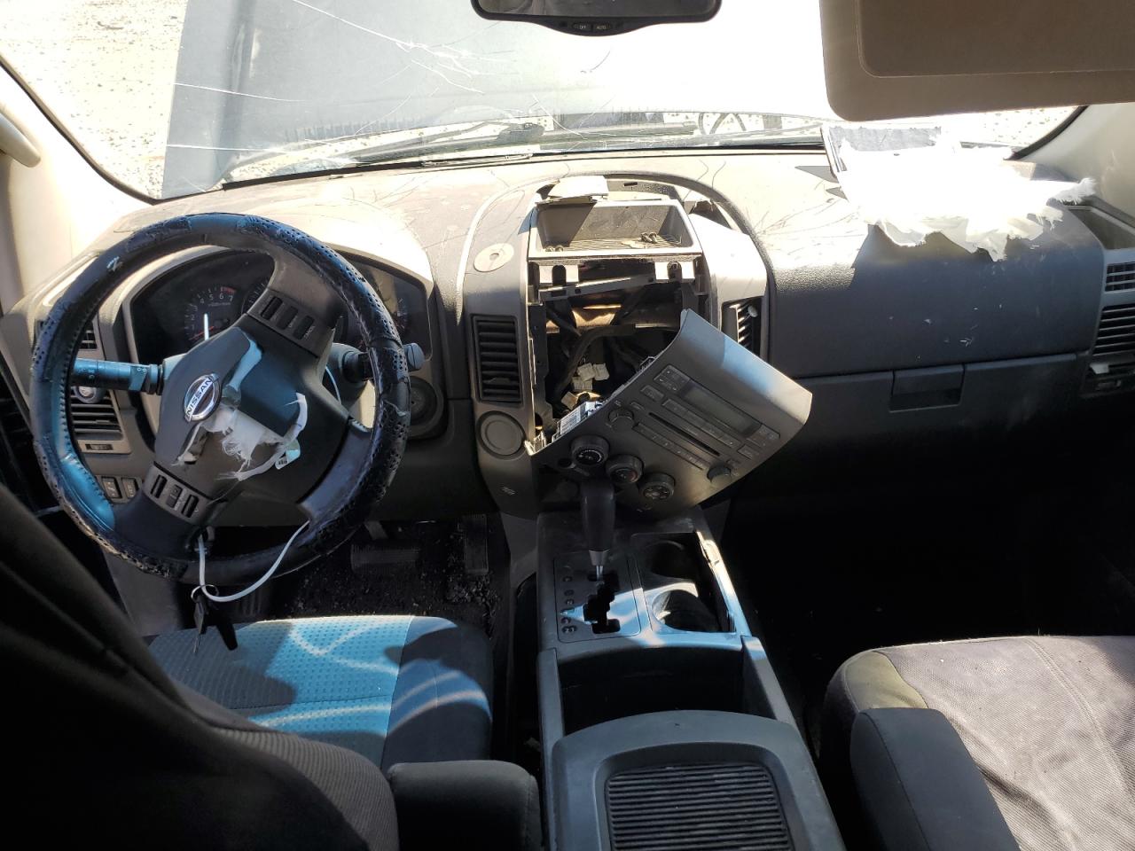 1N6AA07A85N537416 2005 Nissan Titan Xe