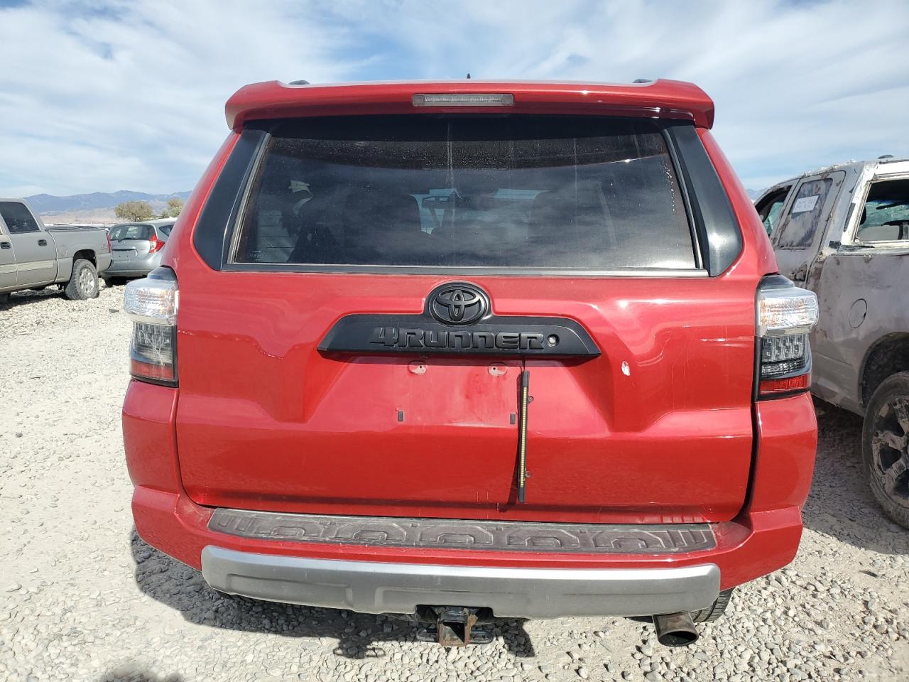 JTEBU5JRXF5267497 2015 Toyota 4Runner Sr5