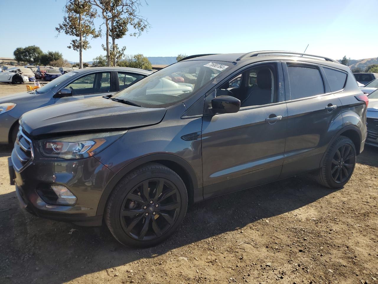 1FMCU0GD3KUA42017 2019 FORD ESCAPE - Image 1