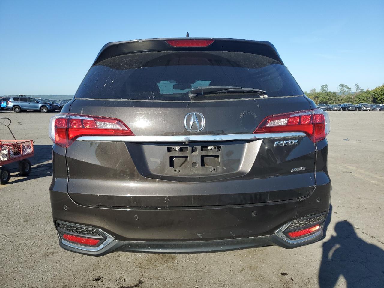 5J8TB4H79JL007983 2018 Acura Rdx Advance