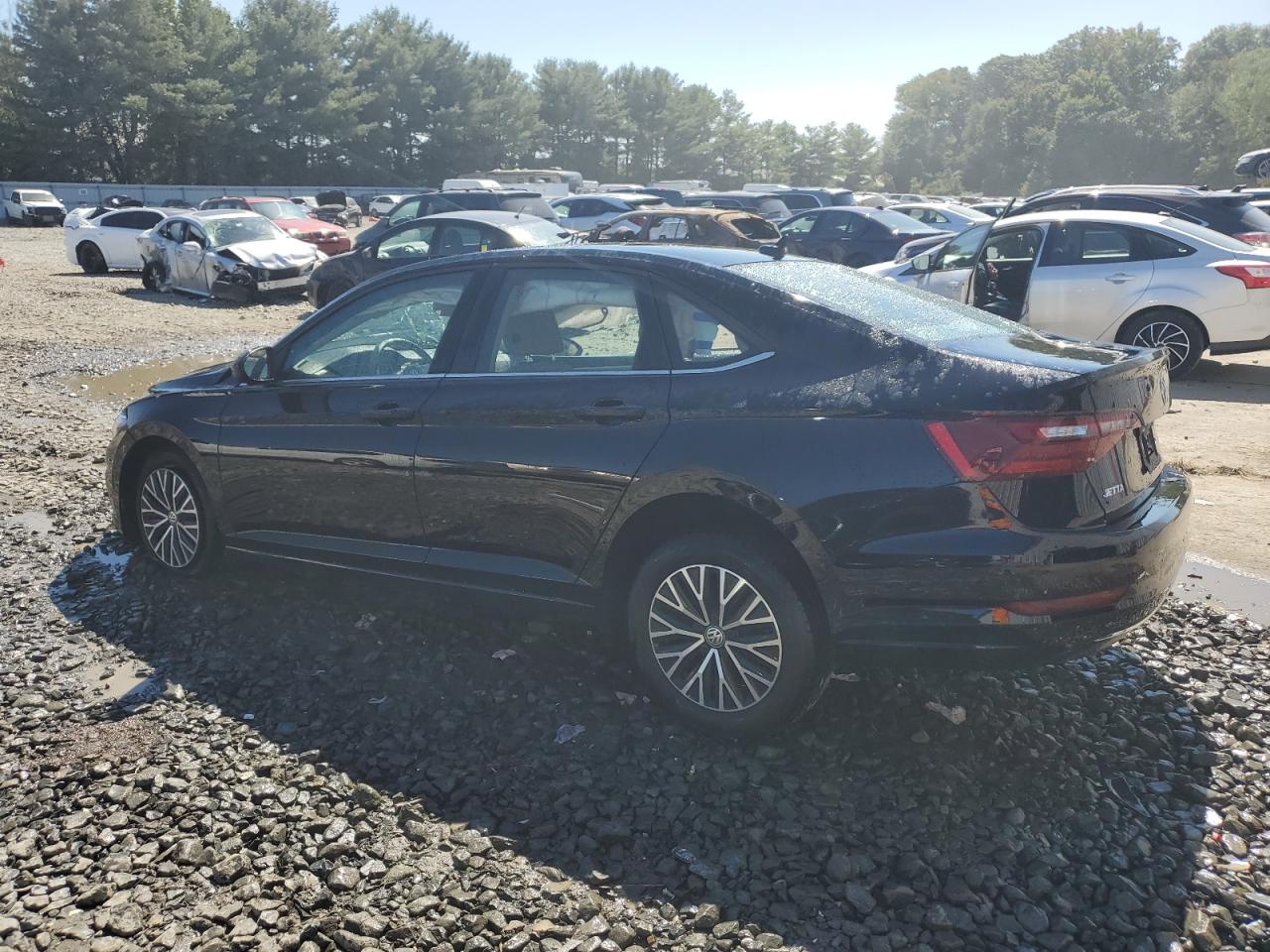 2021 Volkswagen Jetta - Image 2