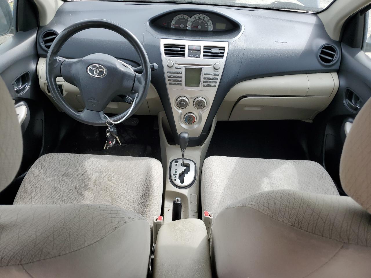 2008 Toyota Yaris - Image 8