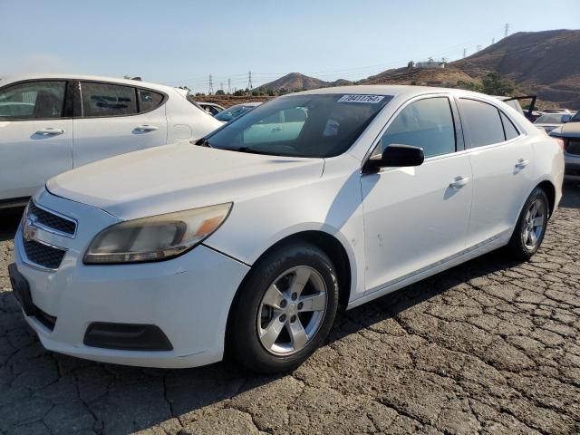 2013 Chevrolet Malibu Ls продається в Colton, CA - Front End