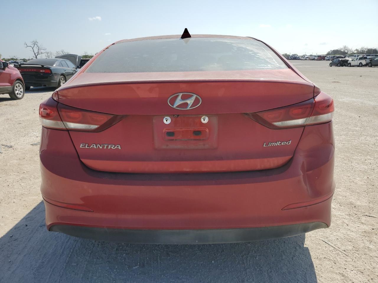 2017 Hyundai Elantra - Image 6
