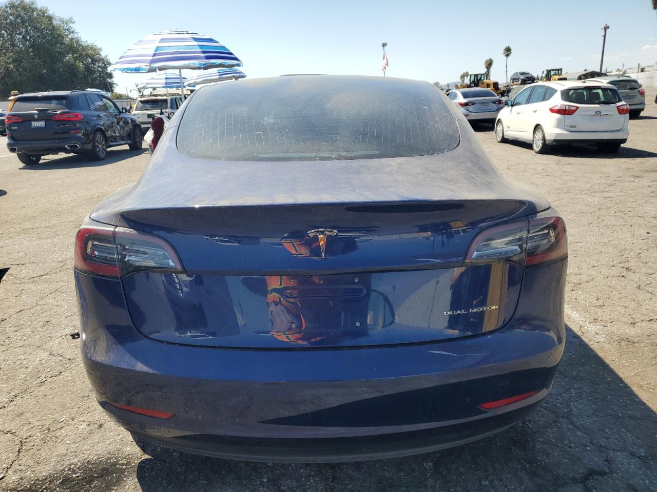 2018 Tesla Model 3 VIN: 5YJ3E1EB4JF120370 Lot: 70049024