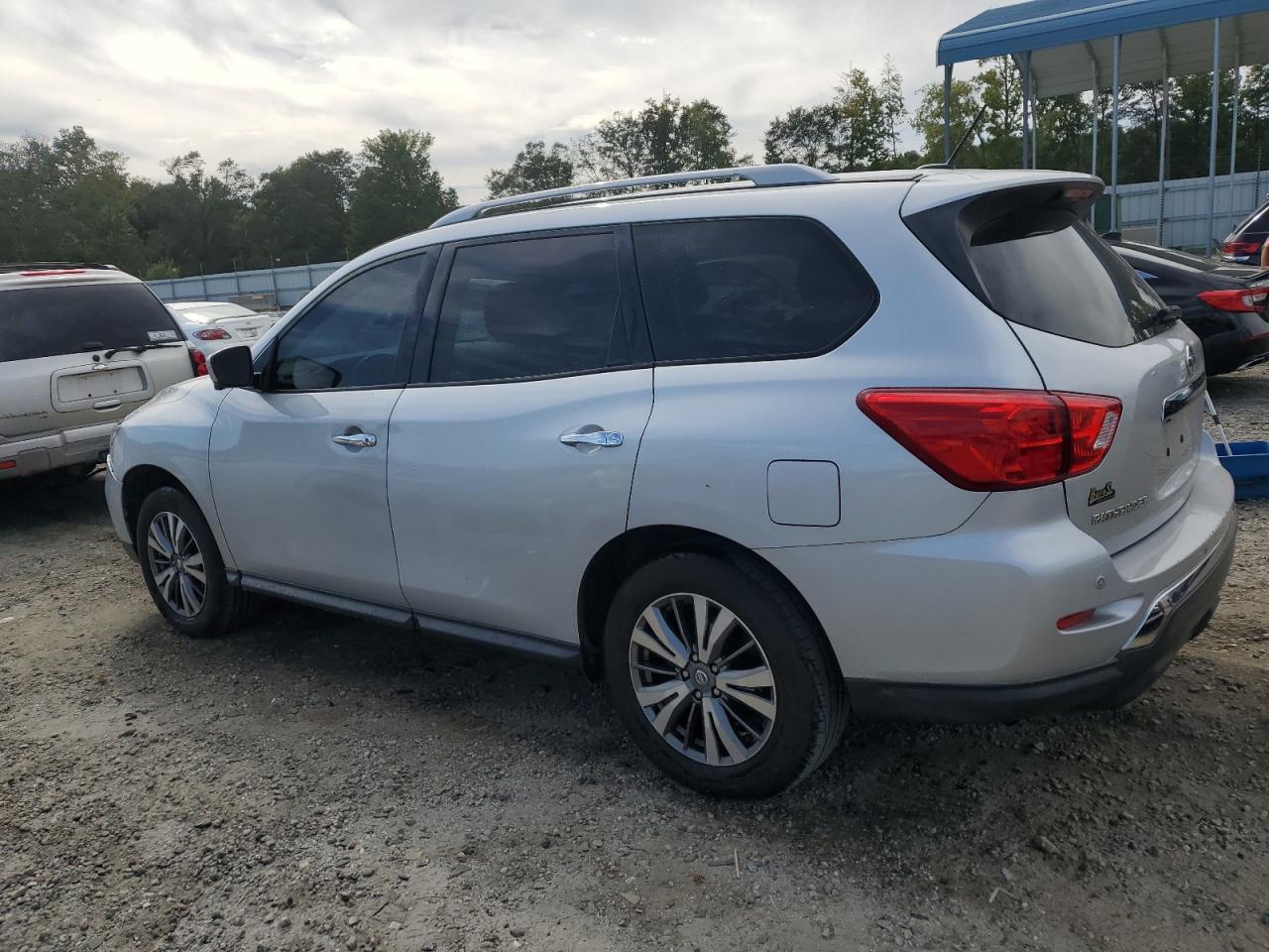 2018 Nissan Pathfinder S VIN: 5N1DR2MM9JC642082 Lot: 69669854