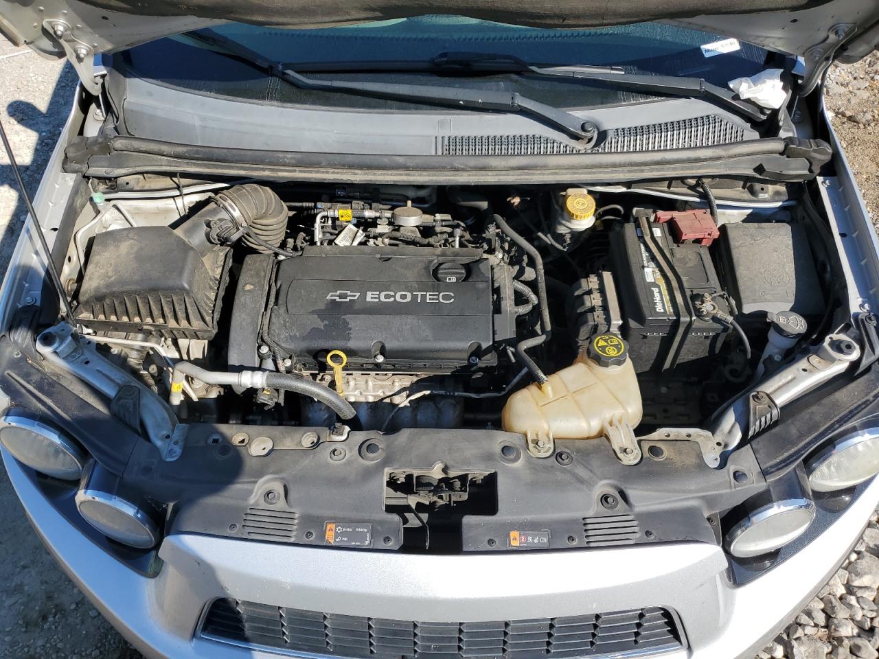 2014 Chevrolet Sonic - Image 12