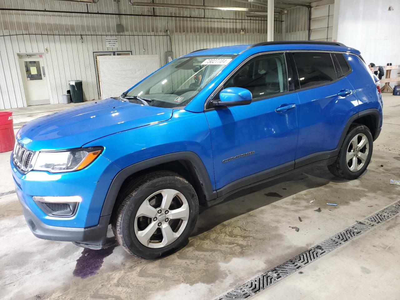 3C4NJDBB9JT398659 2018 JEEP COMPASS - Image 1