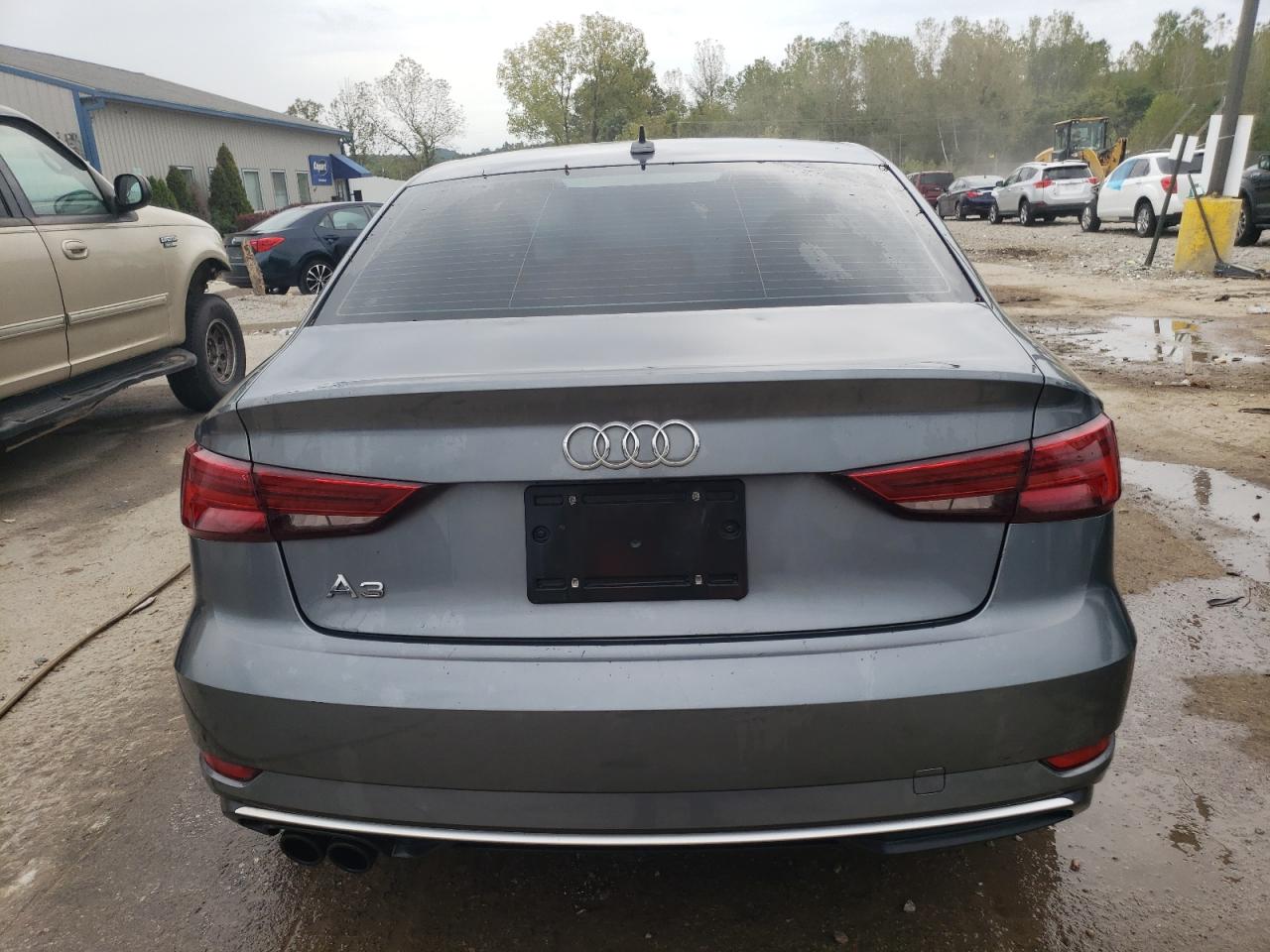 2018 Audi A3 Premium VIN: WAUAUGFF1J1031408 Lot: 71463364