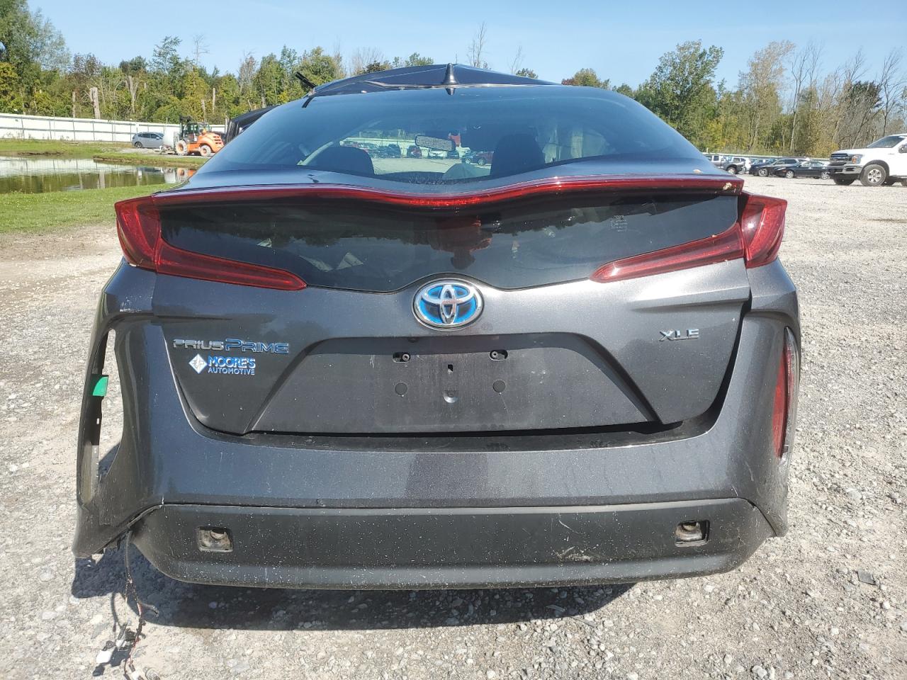 2020 Toyota Prius Prime Le VIN: JTDKARFP7L3158868 Lot: 70395784