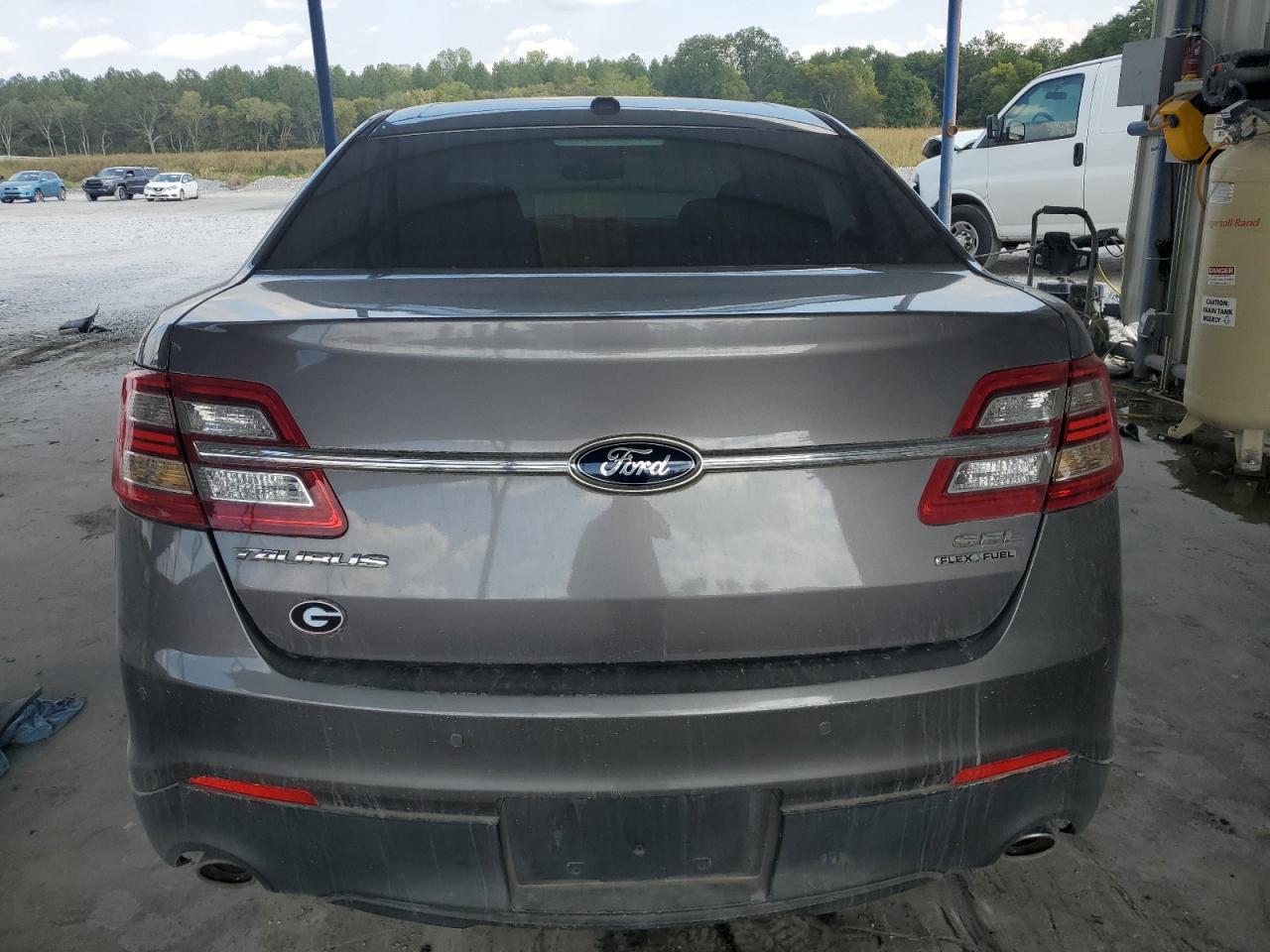 2013 Ford Taurus Sel VIN: 1FAHP2E87DG215497 Lot: 72711224