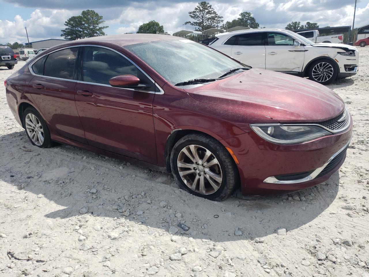 2016 Chrysler 200 - Image 4
