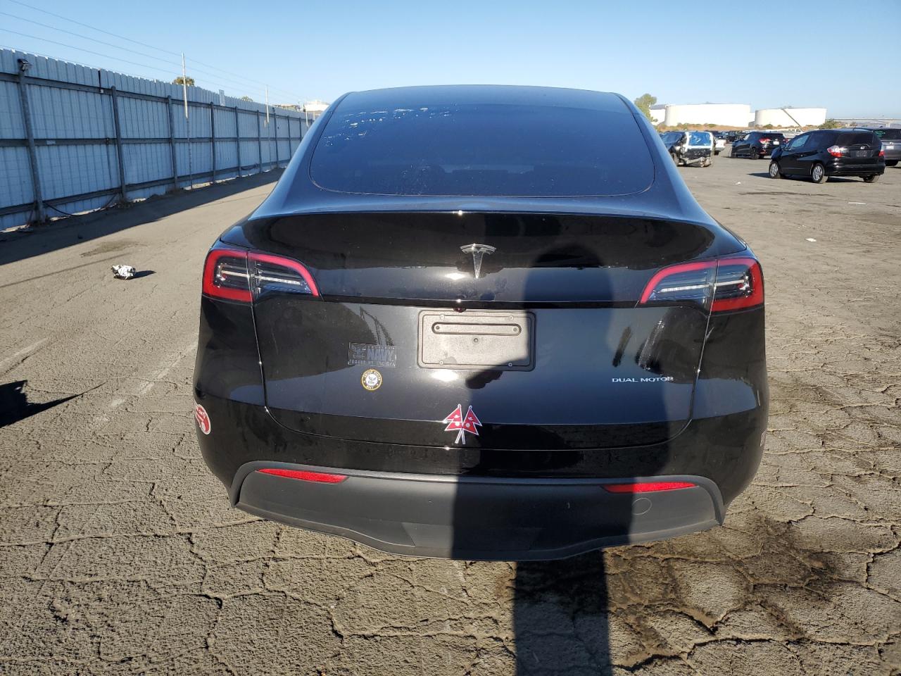 7SAYGAEE7PF891413 2023 Tesla Model Y